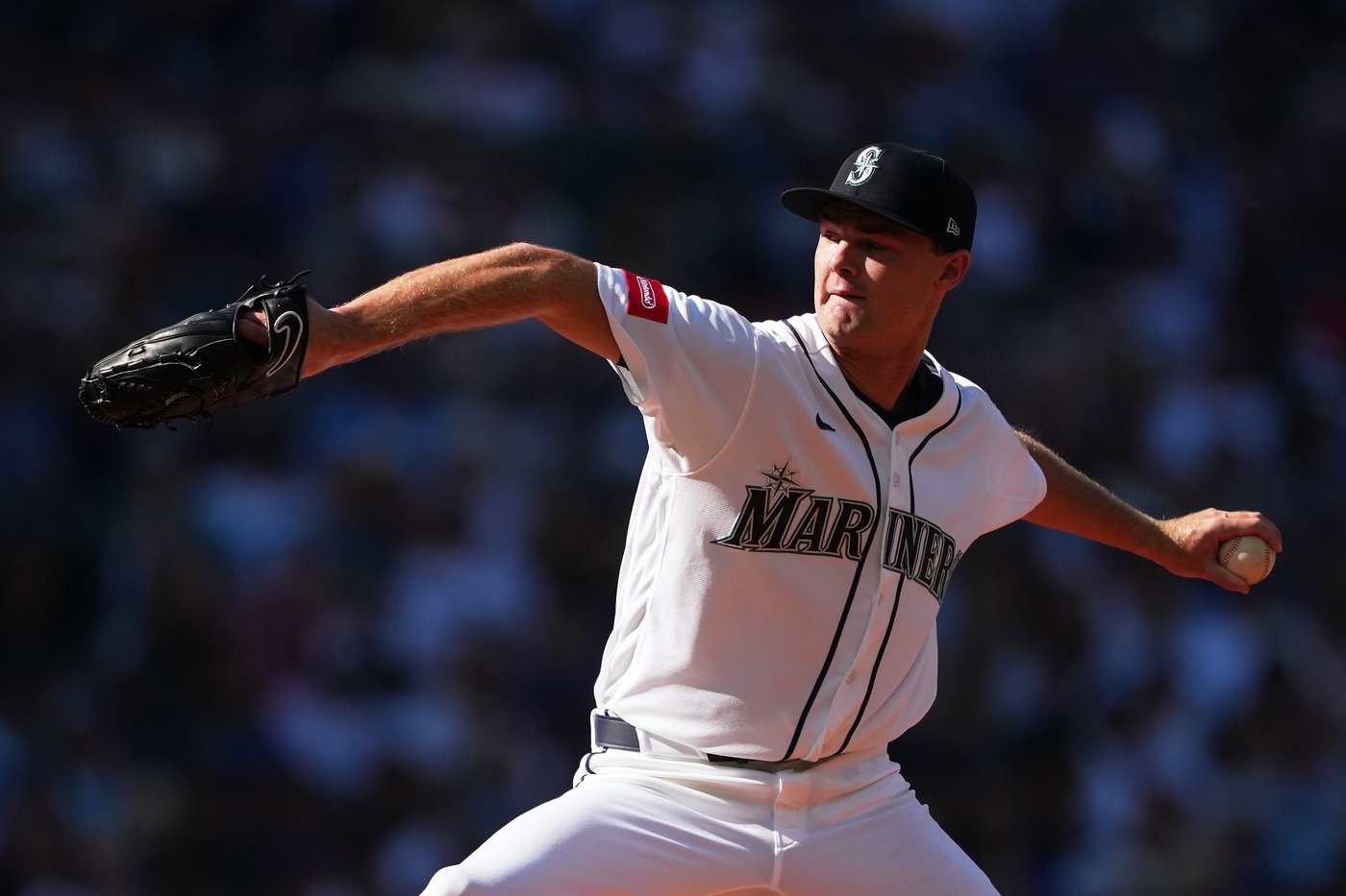Mariners’ Kade Anderson signs autographs, takes it all in before impressing in big league debut | iNFOnews.ca Mariners’ Kade Anderson signs autographs, takes it all in before impressing in big league debut | iNFOnews.ca