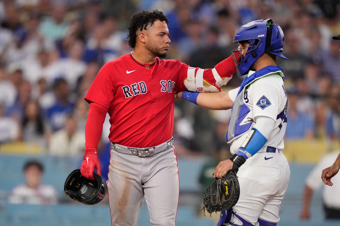 Red Sox All-Star Willson Contreras held out against the Dodgers while being tested for concussion | iNFOnews.ca Red Sox All-Star Willson Contreras held out against the Dodgers while being tested for concussion | iNFOnews.ca