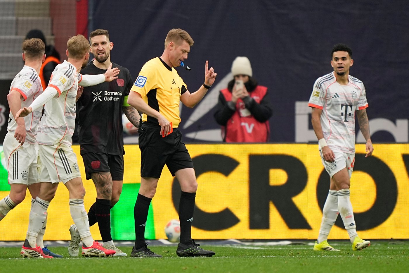 Luis Díaz's red card appeal for Bayern refused despite referee saying it was wrong call | iNFOnews.ca Luis Díaz's red card appeal for Bayern refused despite referee saying it was wrong call | iNFOnews.ca