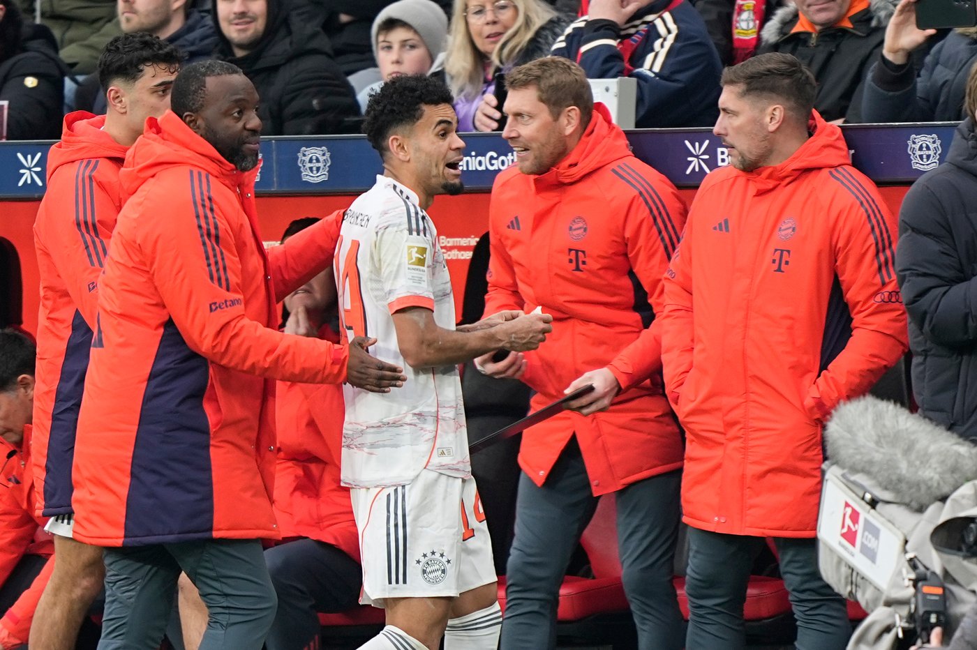 Luis Díaz's red card appeal for Bayern refused despite referee saying it was wrong call | iNFOnews.ca Luis Díaz's red card appeal for Bayern refused despite referee saying it was wrong call | iNFOnews.ca