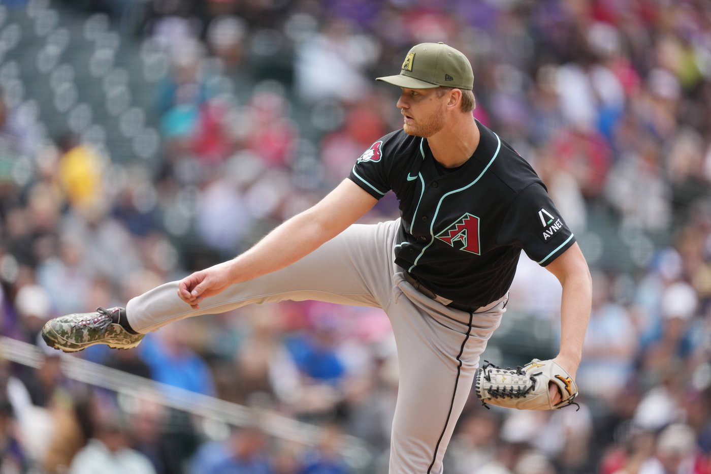 Corbin Carroll hits 2 homers, drives in 3 as the Diamondbacks beat the Rockies 8-6 | iNFOnews.ca