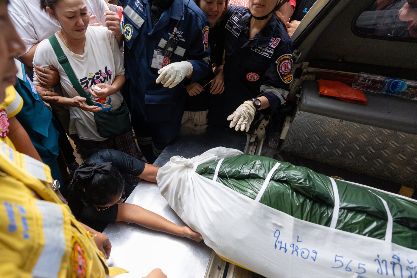 Police respond to a school shooting in Thailand, in photos | iNFOnews.ca