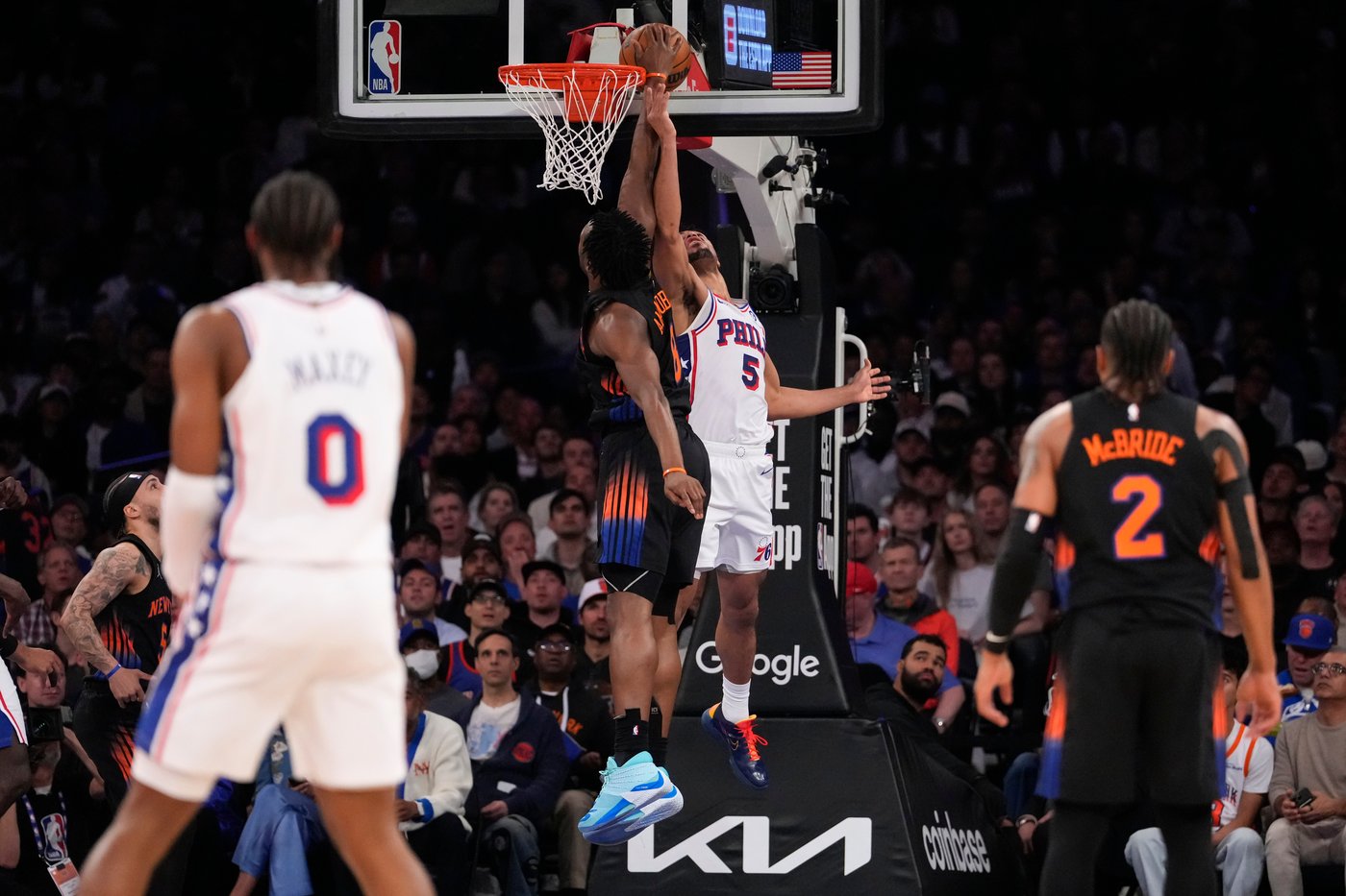 Knicks’ OG Anunoby is out for Game 3 against 76ers with a hamstring strain, is listed as day to day | iNFOnews.ca