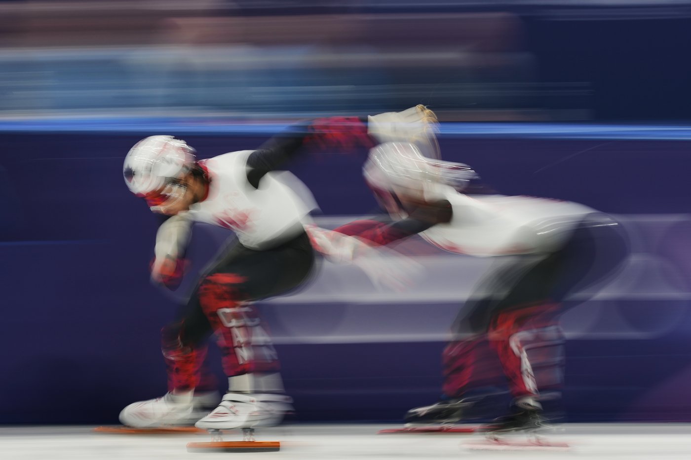 Short-track silver for Canada; Women’s hockey falls to U.S.; top pairs team in | iNFOnews.ca Short-track silver for Canada; Women’s hockey falls to U.S.; top pairs team in | iNFOnews.ca