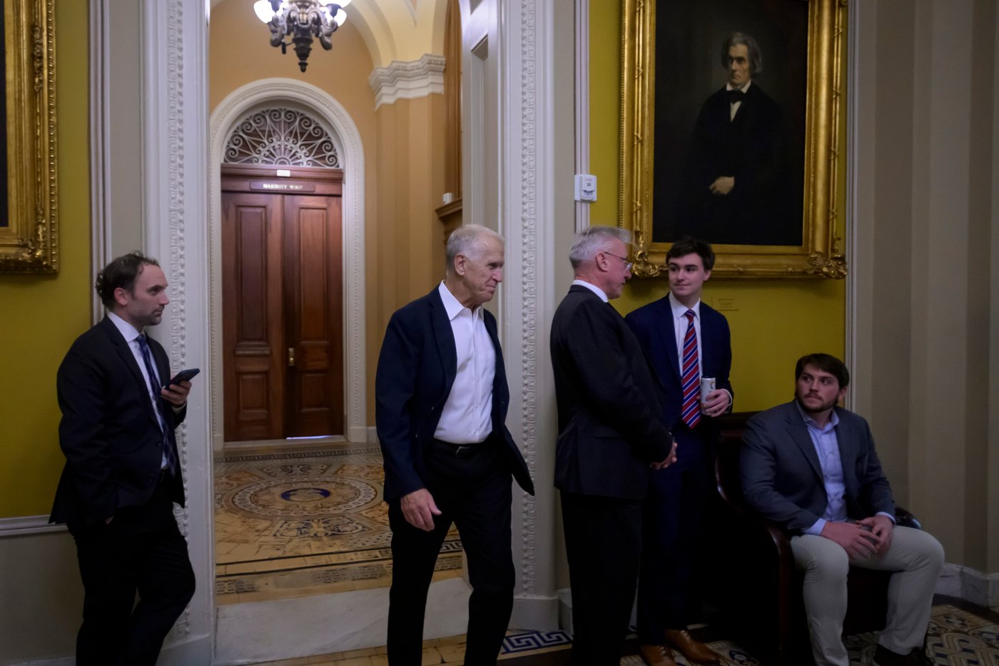Senators head for the exits without meeting Trump's demands for voting bill | iNFOnews.ca Senators head for the exits without meeting Trump's demands for voting bill | iNFOnews.ca