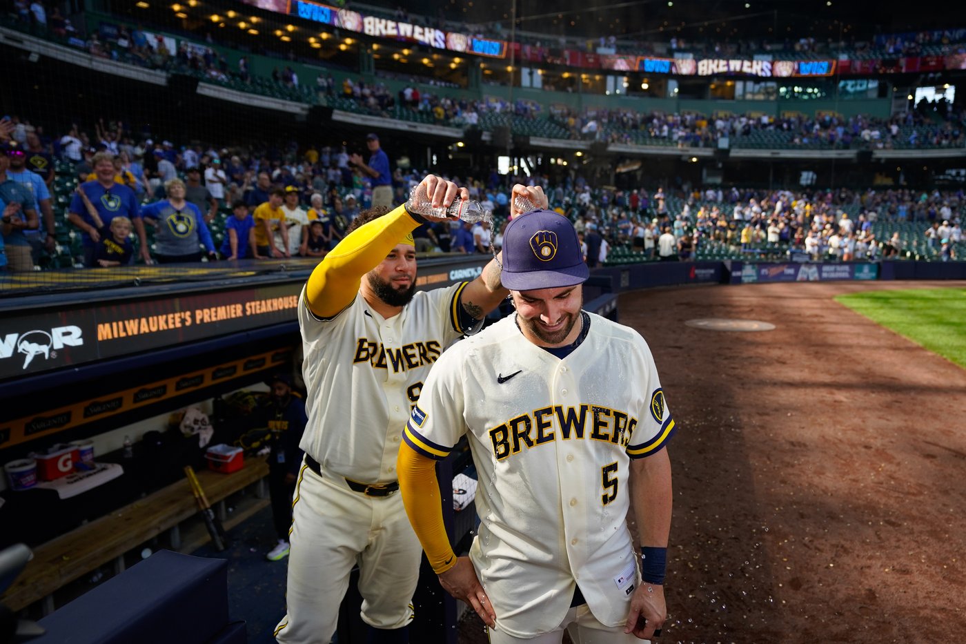 Garrett Mitchell and Gary Sánchez help Brewers score 6 in 1st inning and beat Mariners 7-4 | iNFOnews.ca Garrett Mitchell and Gary Sánchez help Brewers score 6 in 1st inning and beat Mariners 7-4 | iNFOnews.ca