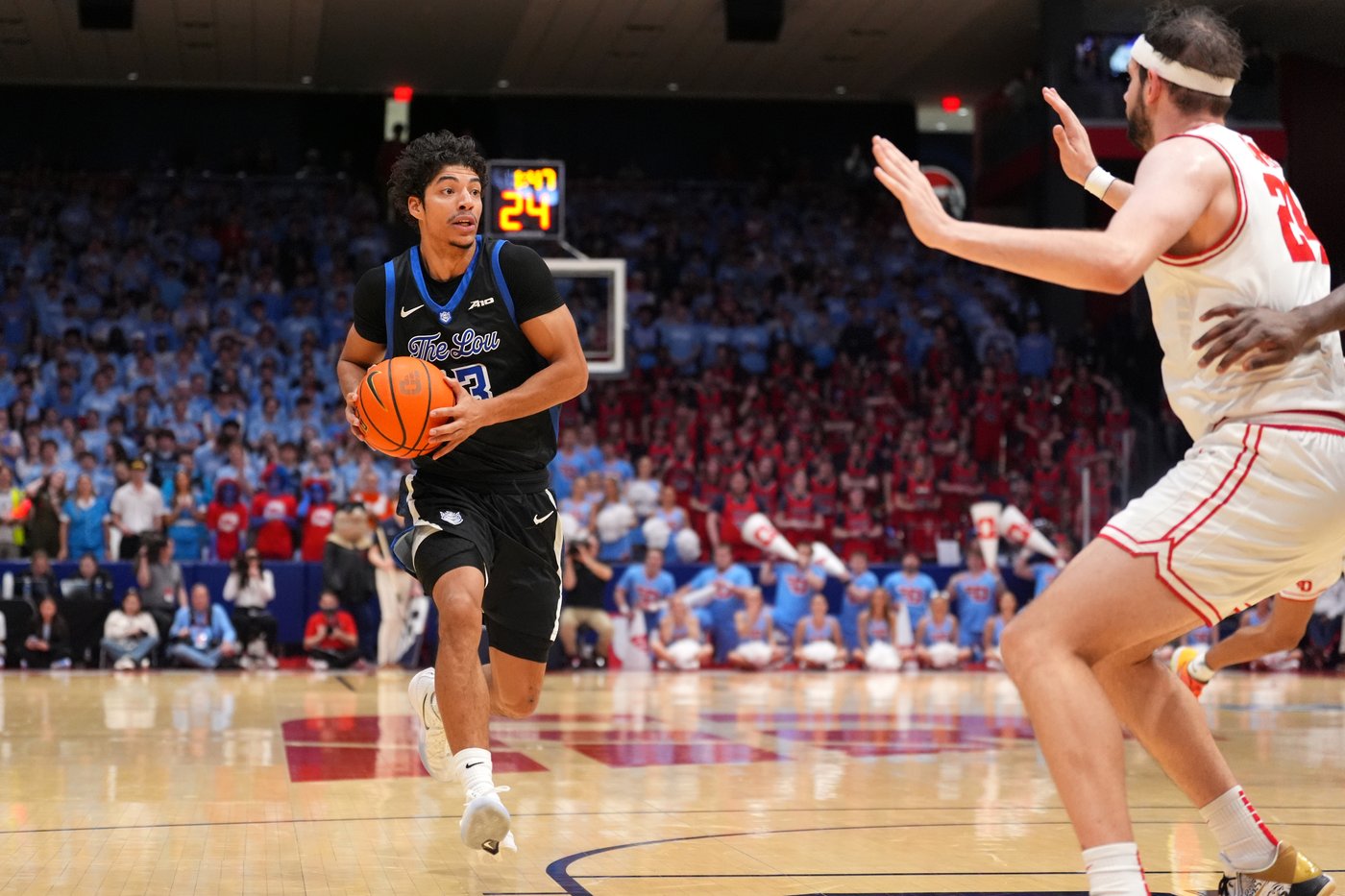 L'Etang's career-high 26 points helps Dayton to a 77-62 win over No. 23 Saint Louis | iNFOnews.ca