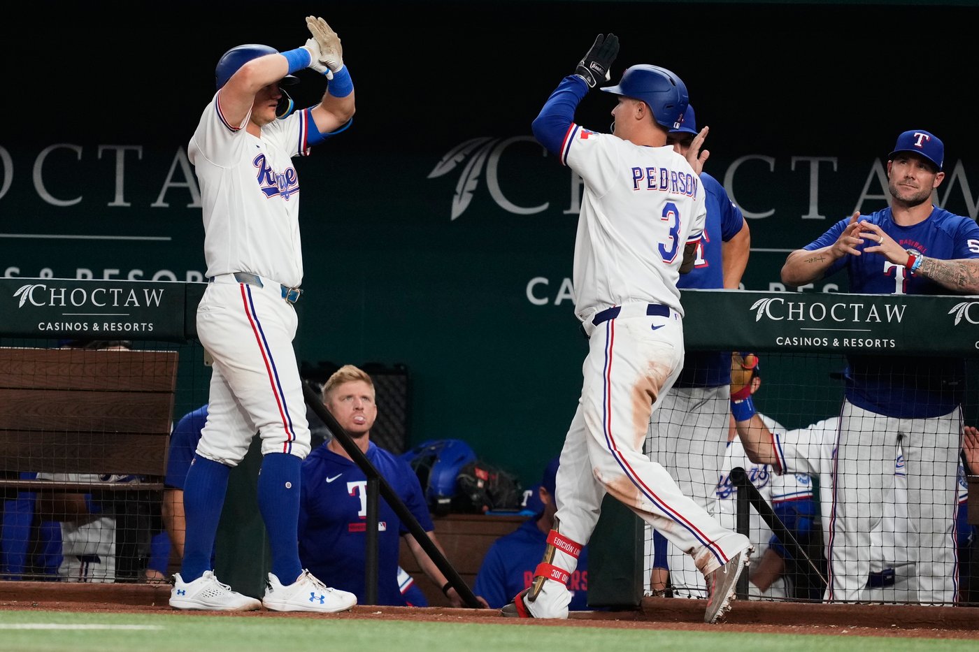 Yordan Alvarez homers twice for 2nd consecutive game to help Astros beat Rangers 4-3 | iNFOnews.ca