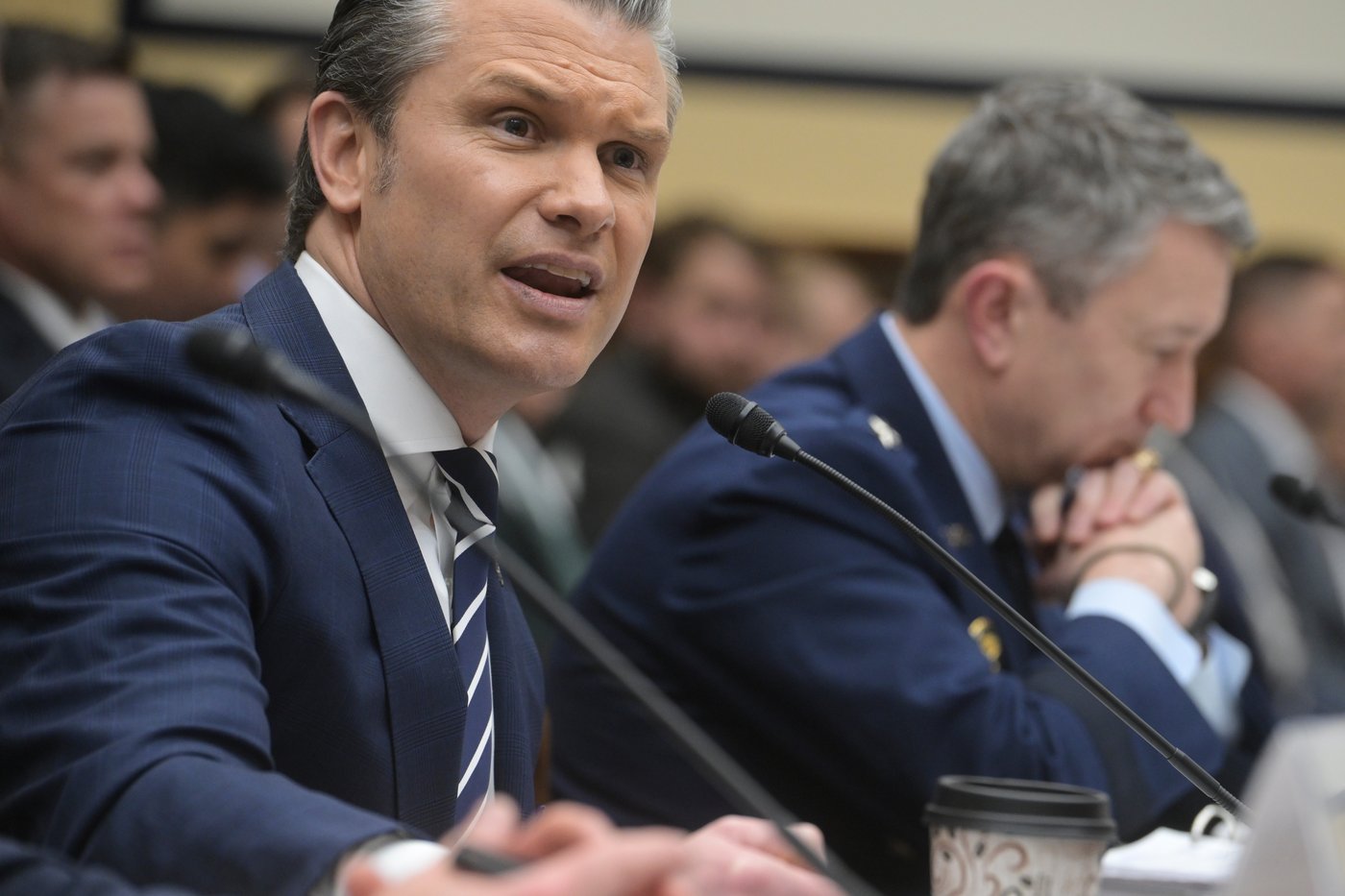 Hegseth clashes for a second day with Democrats in Congress over the Iran war | iNFOnews.ca
