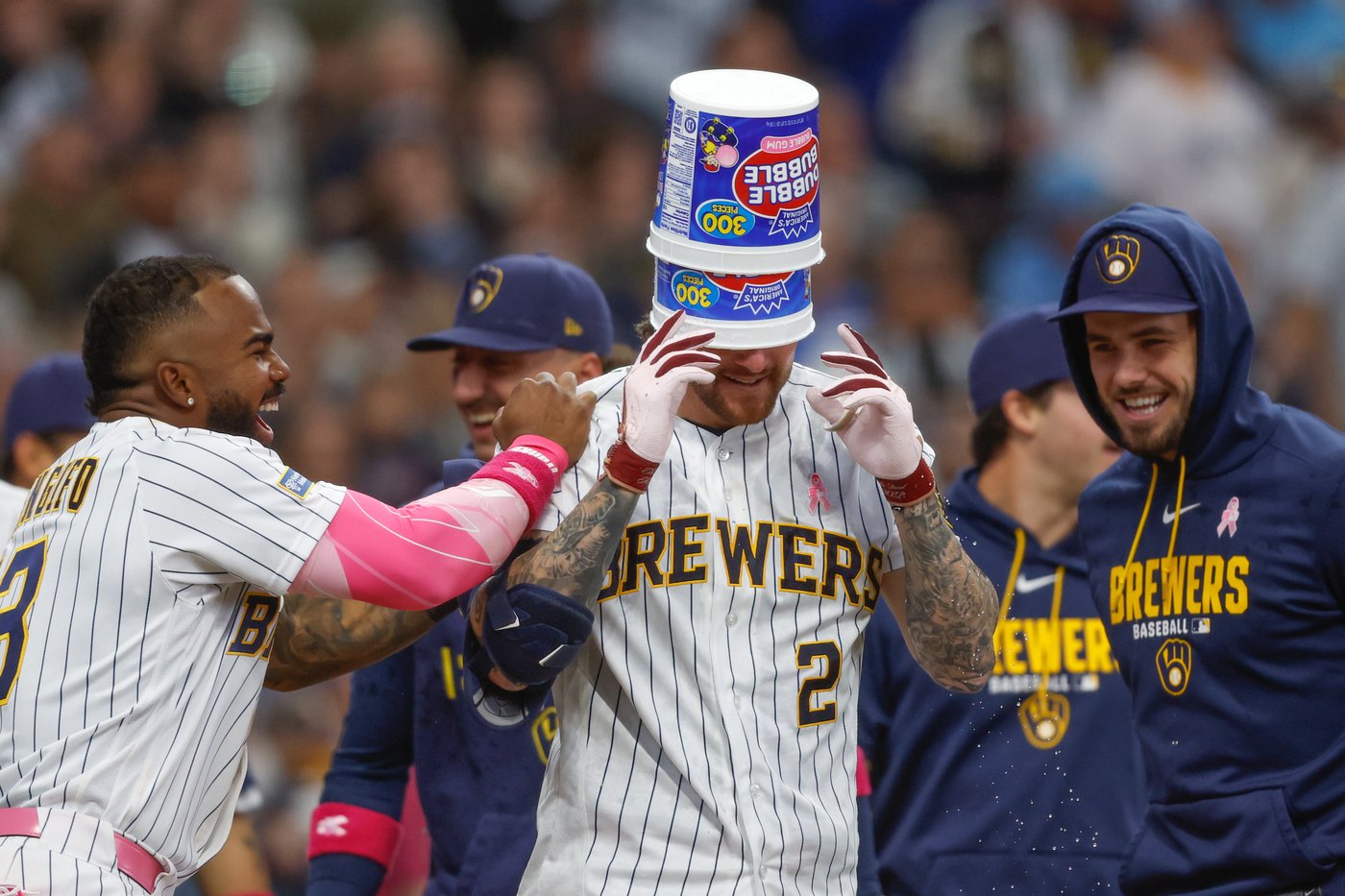 Turang's homer off Bednar in 9th helps Brewers complete sweep with 4-3 win over Yankees | iNFOnews.ca
