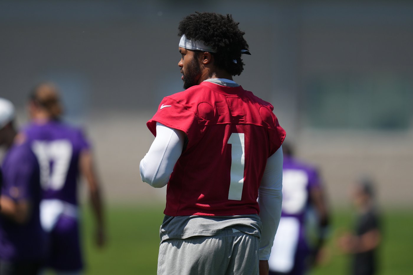 Vikings' McCarthy aims 'upward' as Murray's arrival creates another QB competition, friendly or not | iNFOnews.ca