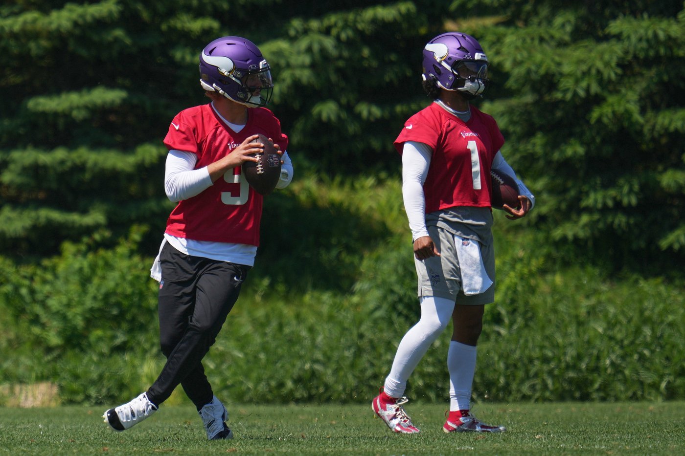 Vikings' McCarthy aims 'upward' as Murray's arrival creates another QB competition, friendly or not | iNFOnews.ca