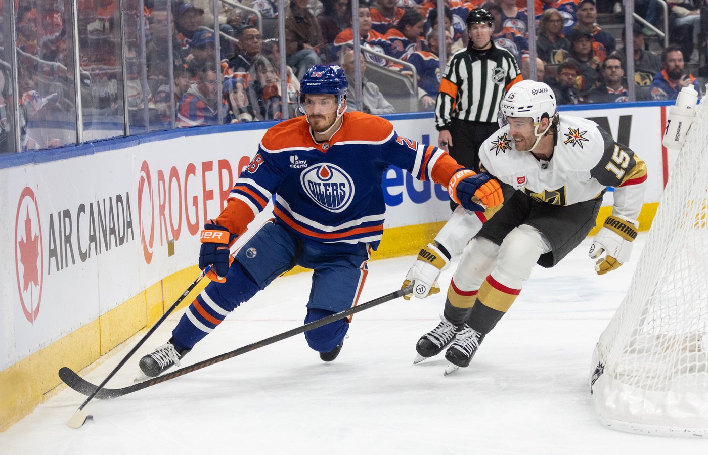 Eichel helps Golden Knights rule over Oilers 5-1 | iNFOnews.ca