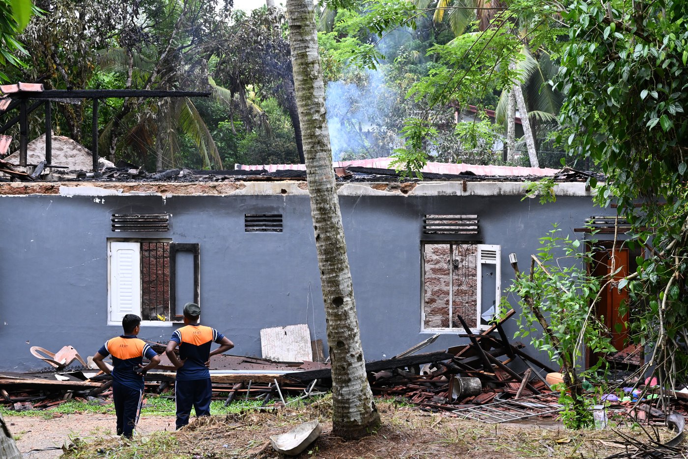 A fire at a nursing home in Sri Lanka kills 12 people | iNhome