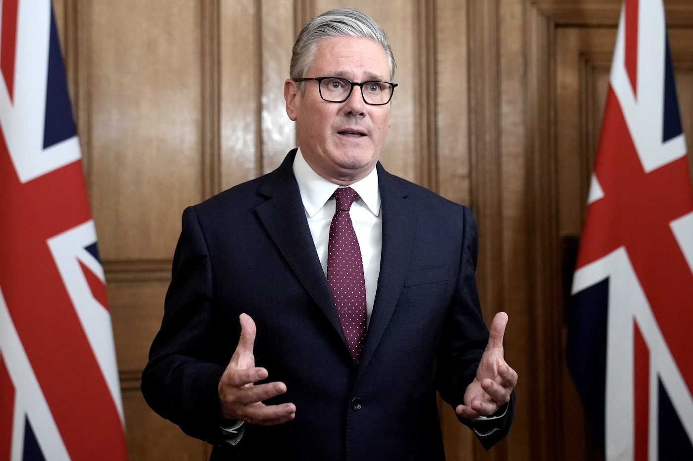 UK vows to tackle antisemitism 'emergency' as police probe double stabbing attack | iNFOnews.ca