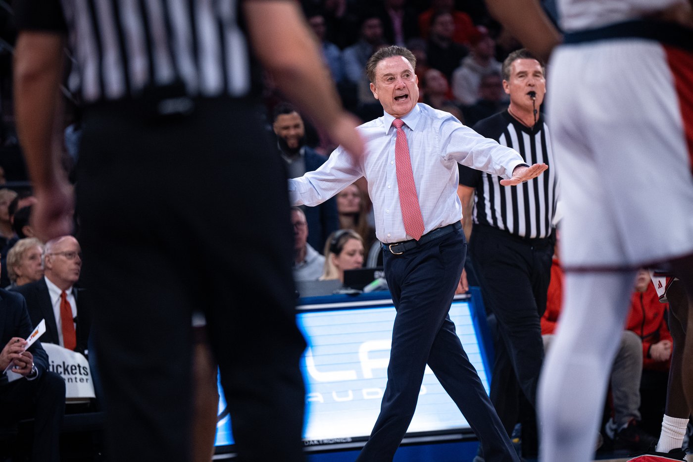Proud papa Rick Pitino gets another hard-fought milestone win against his 'brilliant' son | iNFOnews.ca
