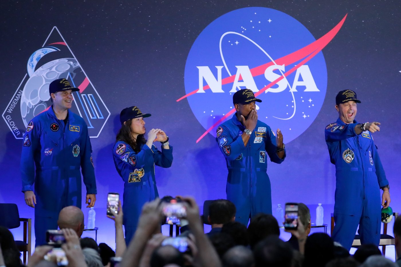 Artemis II's moon-traveling astronauts return home to cheers after a record-breaking trip | iNFOnews.ca