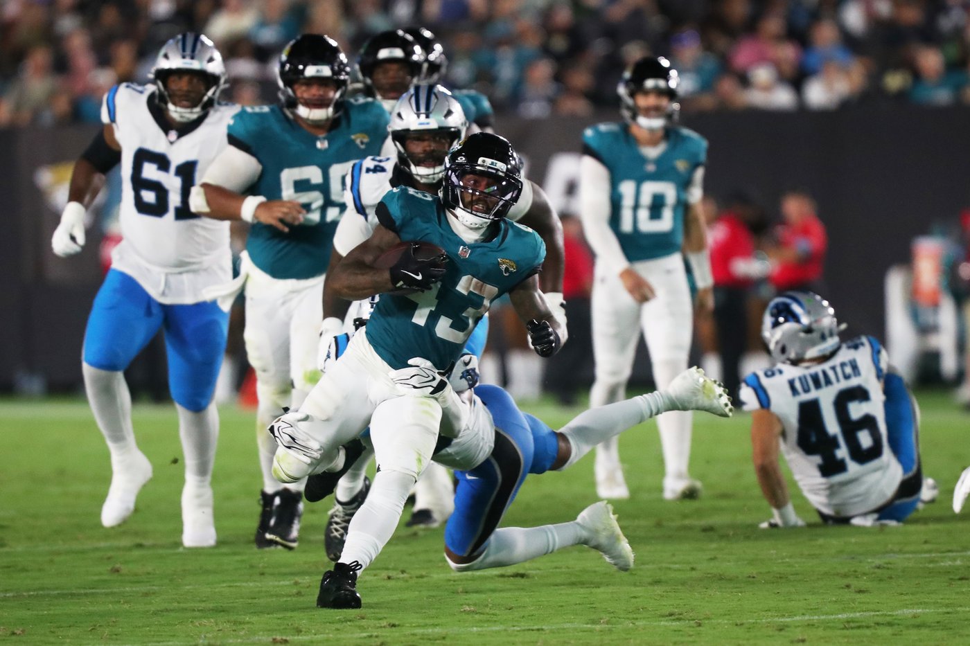 Bryce Young and the Panthers find better footing in a 34-17 victory at the Jaguars | iNFOnews.ca