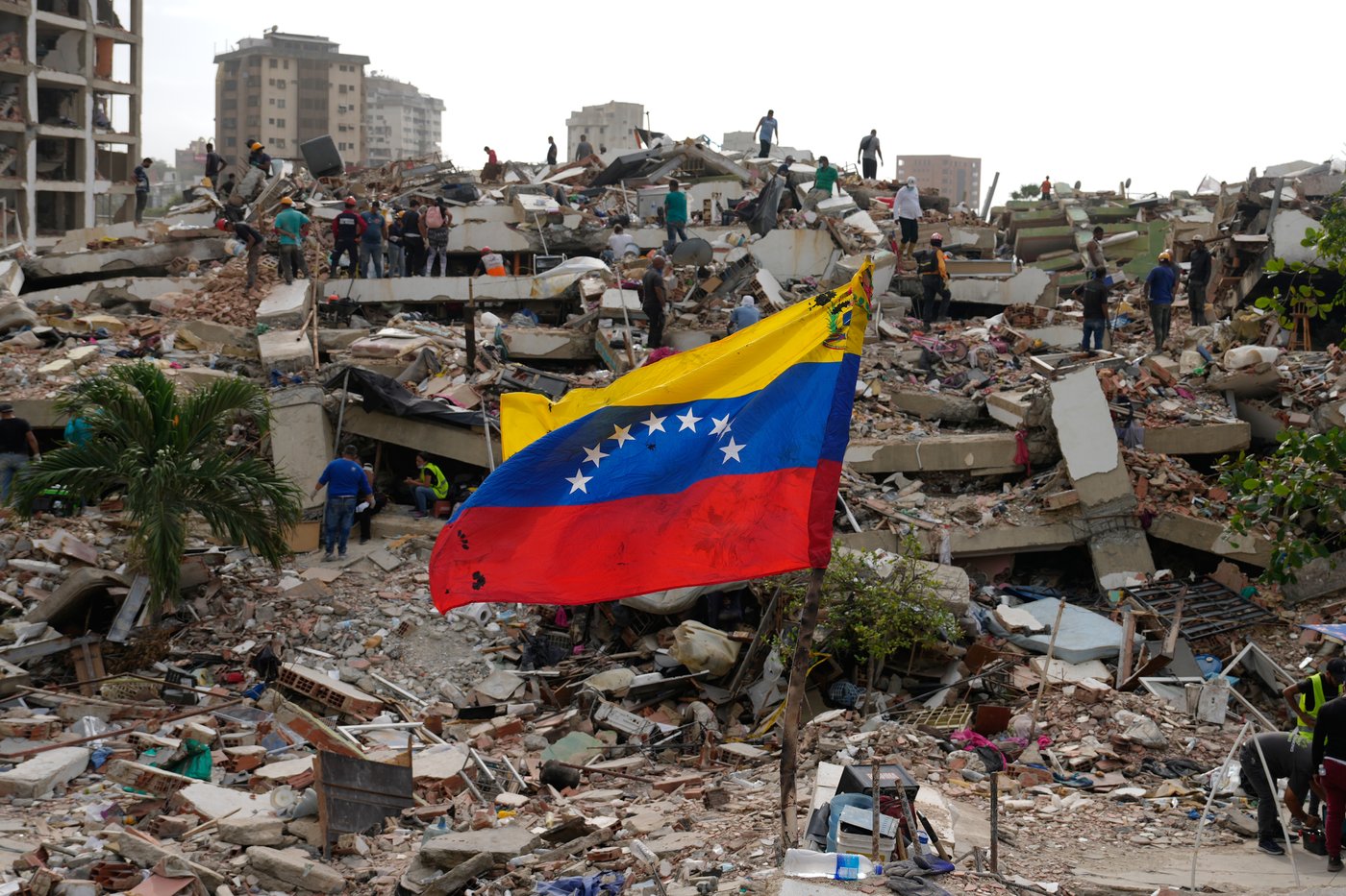 Venezuela's interim leader angrily defends earthquake response | iNFOnews.ca