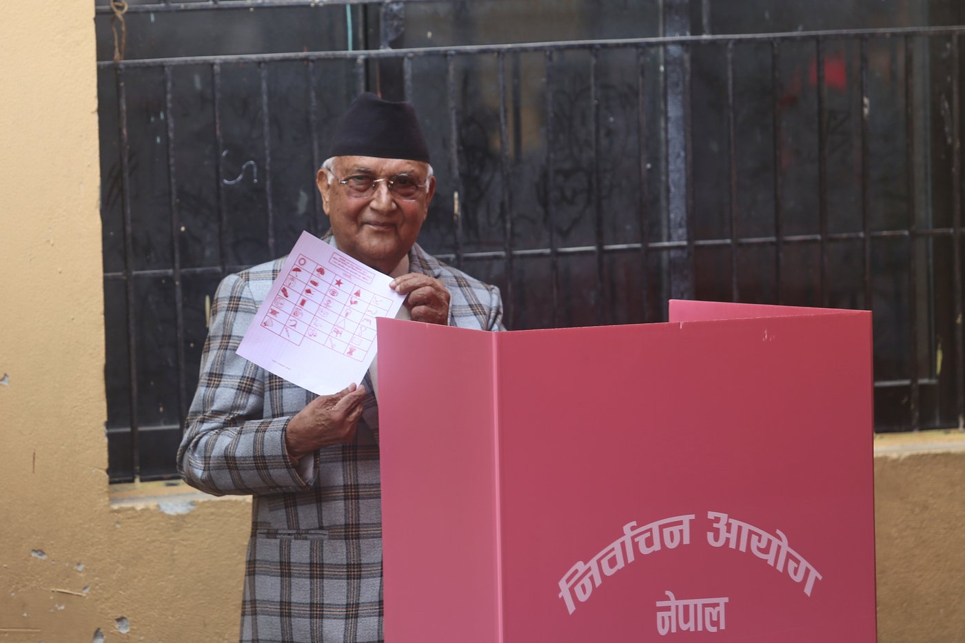 Voting passes peacefully in Nepal's first election since September youth-led protests | iNFOnews.ca