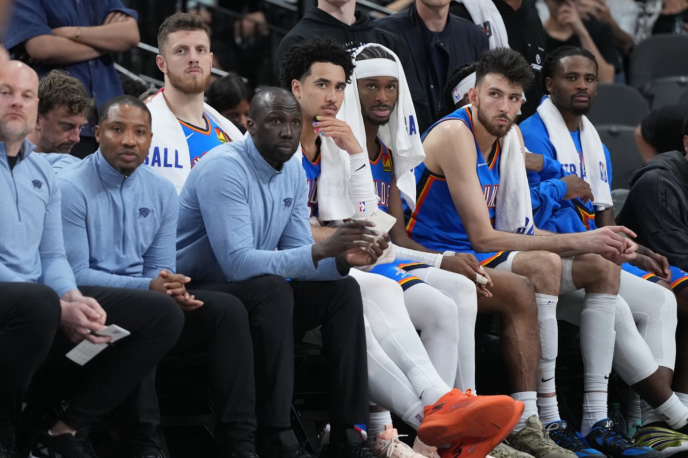 In the Western Conference (chess) finals, it's 2-2 between the Spurs and Thunder. Game 5 awaits | iNFOnews.ca