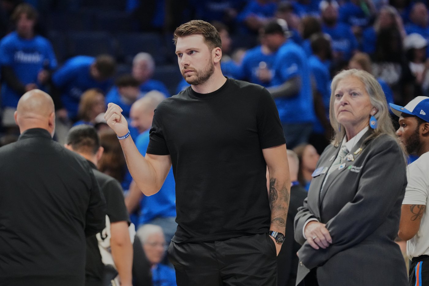 Luka Doncic says he wasn't close to returning from injury before Lakers' season ended | iNFOnews.ca