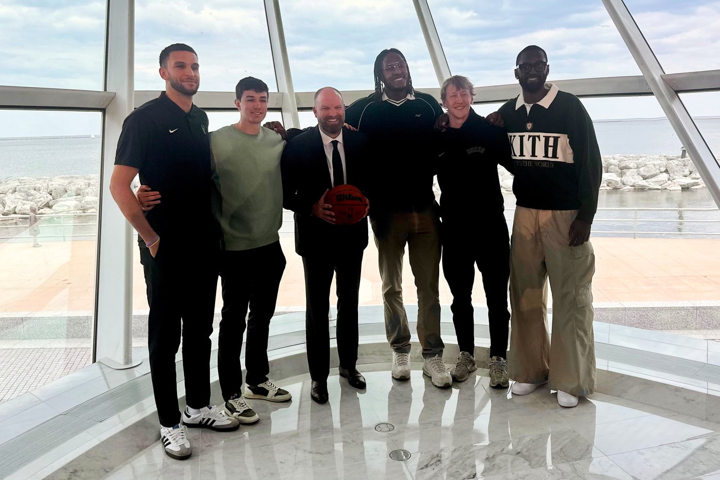 Bucks co-owner Jimmy Haslam wants Giannis Antetokounmpo's future settled before the NBA draft | iNFOnews.ca