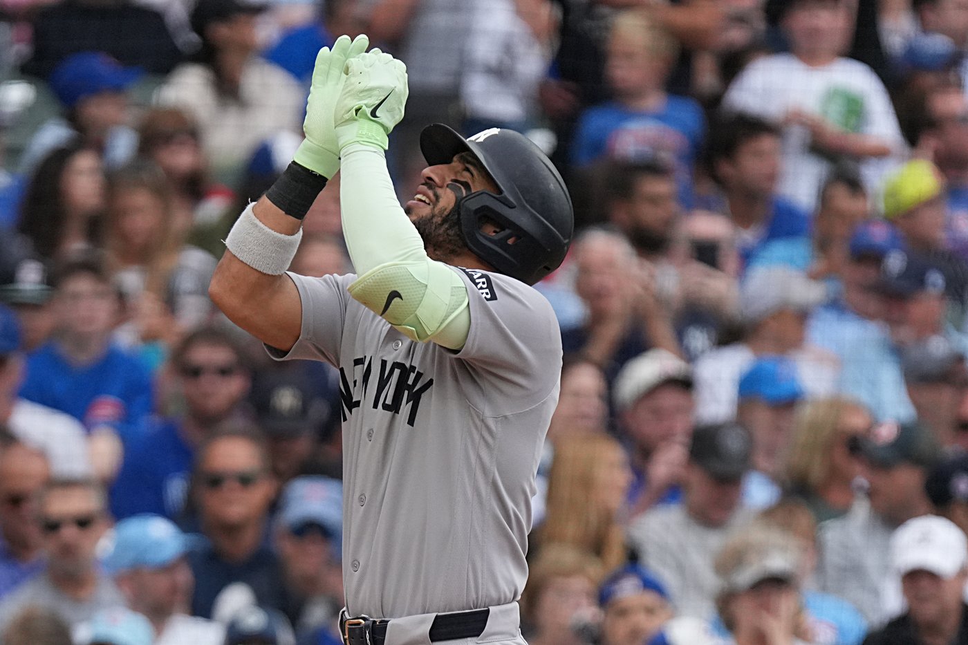 Caballero homers, Cole pitches into 6th and gets bullpen help as Yankees edge Cubs 2-1 | iNFOnews.ca Caballero homers, Cole pitches into 6th and gets bullpen help as Yankees edge Cubs 2-1 | iNFOnews.ca