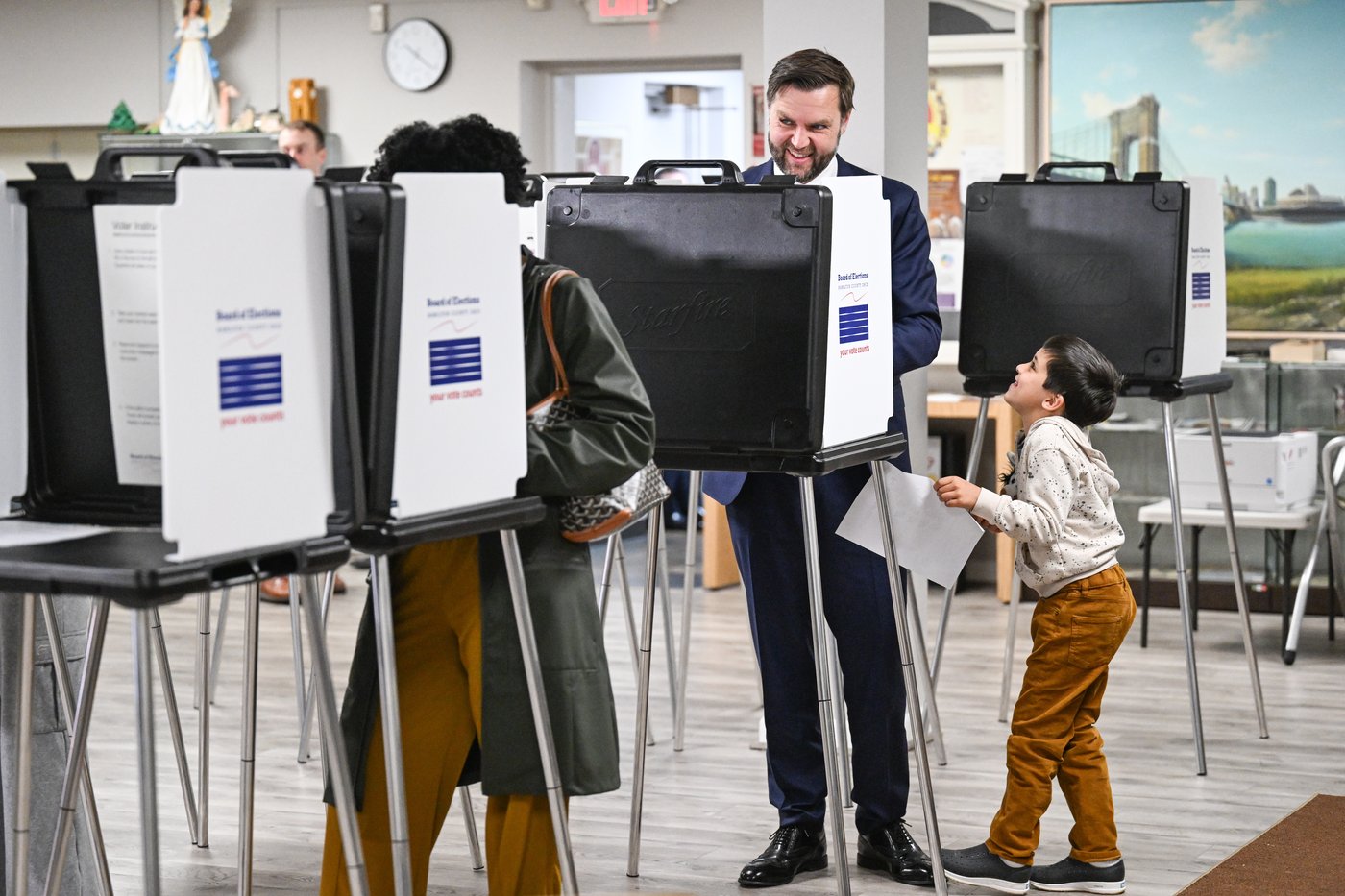Vice President Vance woos Iowa Republican voters ahead of 2028 | iNFOnews.ca