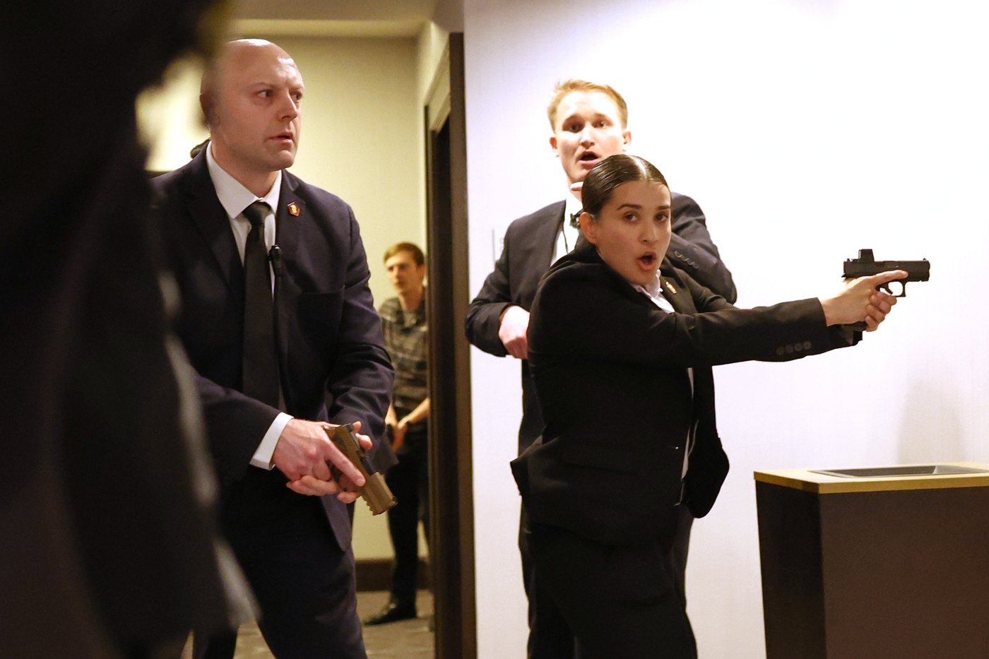 Man charged in White House correspondents’ dinner attack is indicted on new assault count | iNFOnews.ca