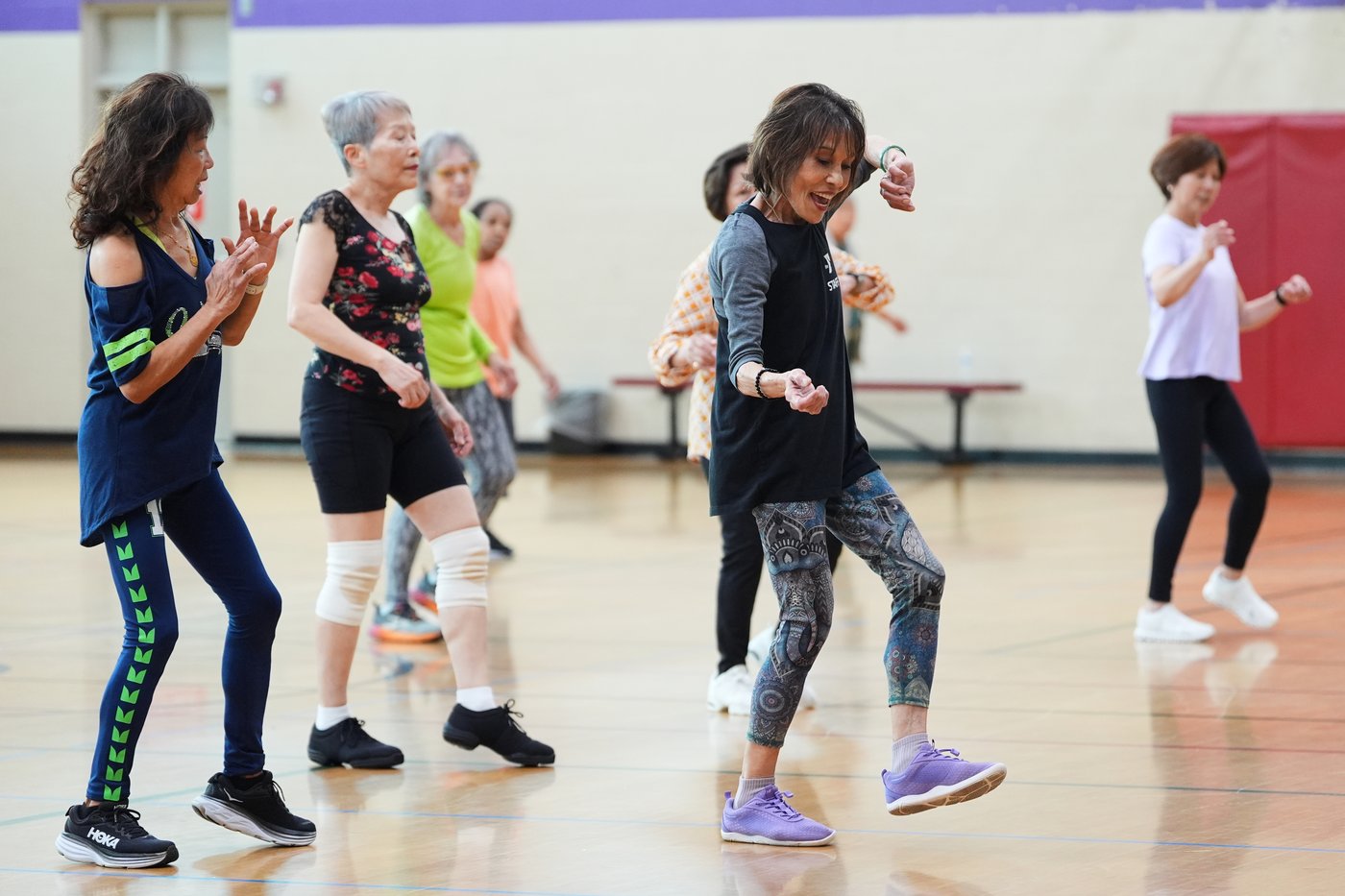 Playing hip-hop or Doris Day, older exercise instructors can speak their peers' language | iNFOnews.ca Playing hip-hop or Doris Day, older exercise instructors can speak their peers' language | iNFOnews.ca