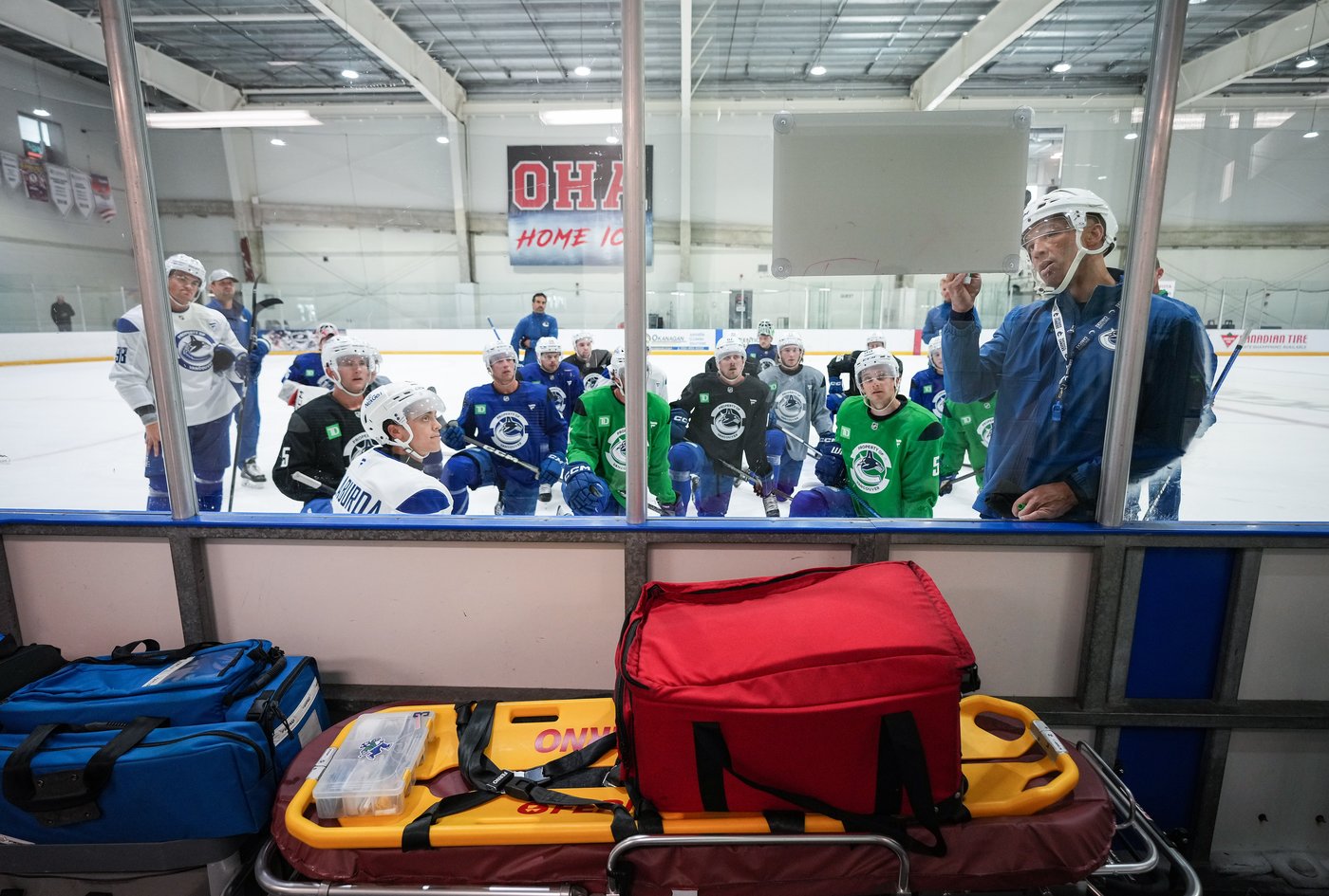 Dad, coach separate roles for new Vancouver Canucks bench boss Manny Malhotra | iNFOnews.ca