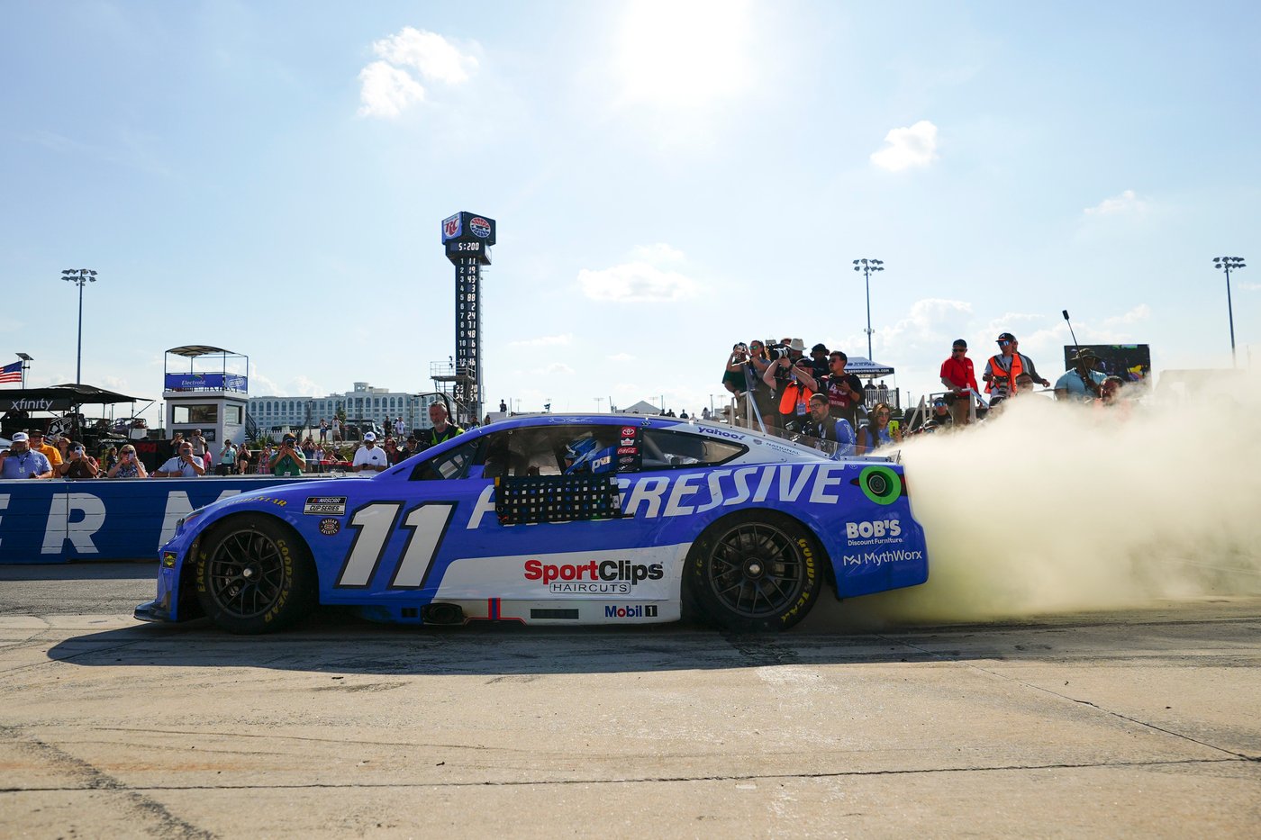 Denny Hamlin doing his homework to stay on top of NASCAR heading into Coca-Cola 600 | iNFOnews.ca