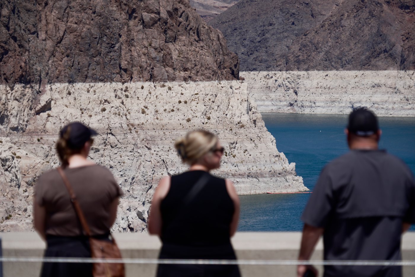 Lake Mead hits historic low water level as Colorado River struggles | iNFOnews.ca