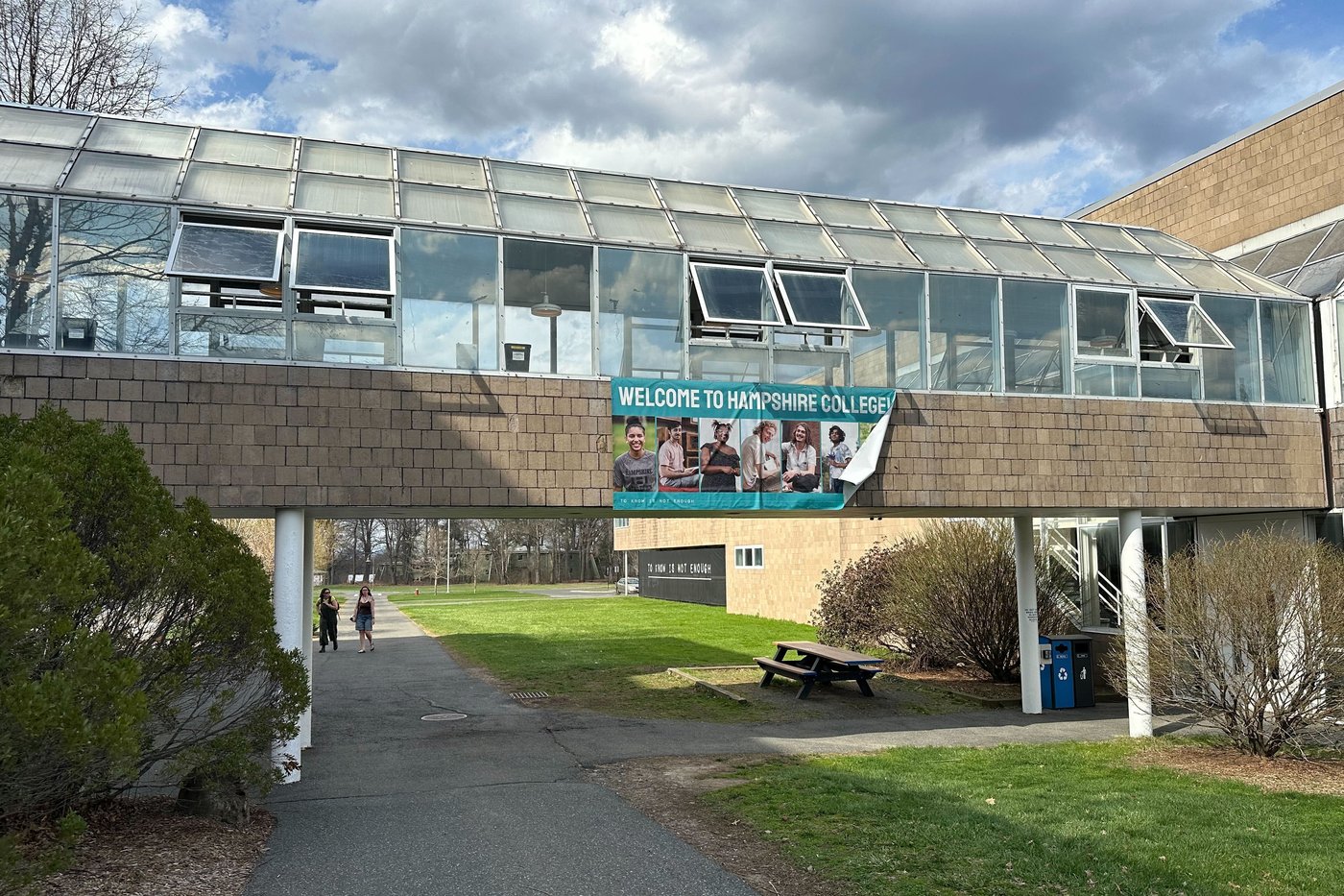 Hampshire College, which counts filmmaker Ken Burns among its alumni, is closing later this year | iNFOnews.ca