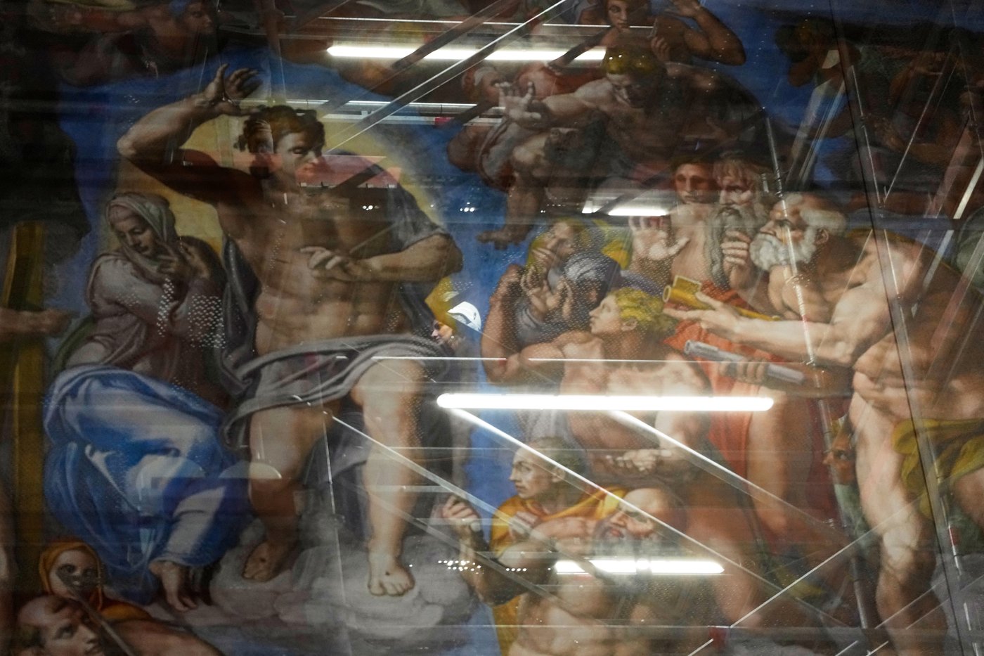 Vatican removes salty white film coating Michelangelo's 'The Last Judgment' | iNFOnews.ca