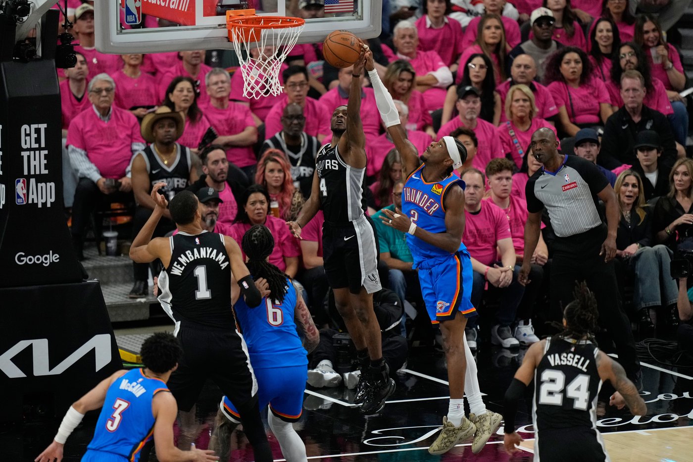 Gilgeous-Alexander, bench propel Thunder past Spurs 123-108 in conference final | iNFOnews.ca