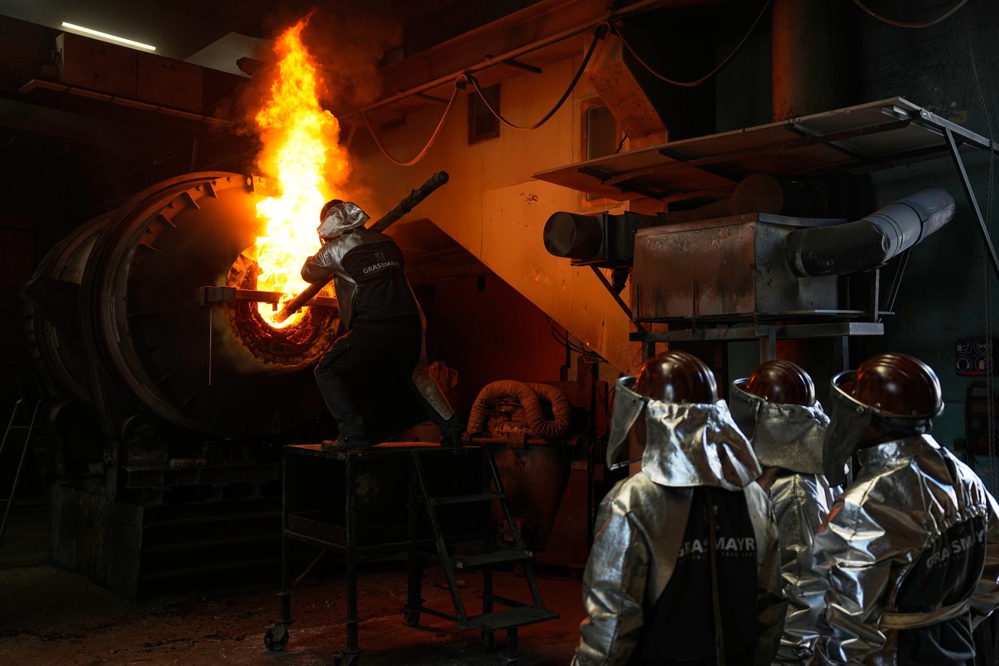 Photos show how new technology helps keep one of Europe’s last bell makers alive in Austria | iNFOnews.ca