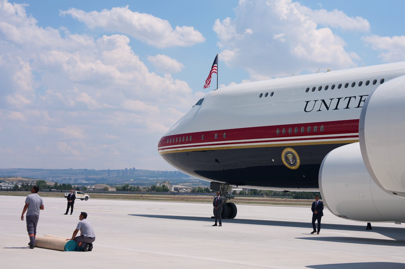 Multiple New York Times reporters issued subpoenas over Air Force One reporting | iNFOnews.ca
