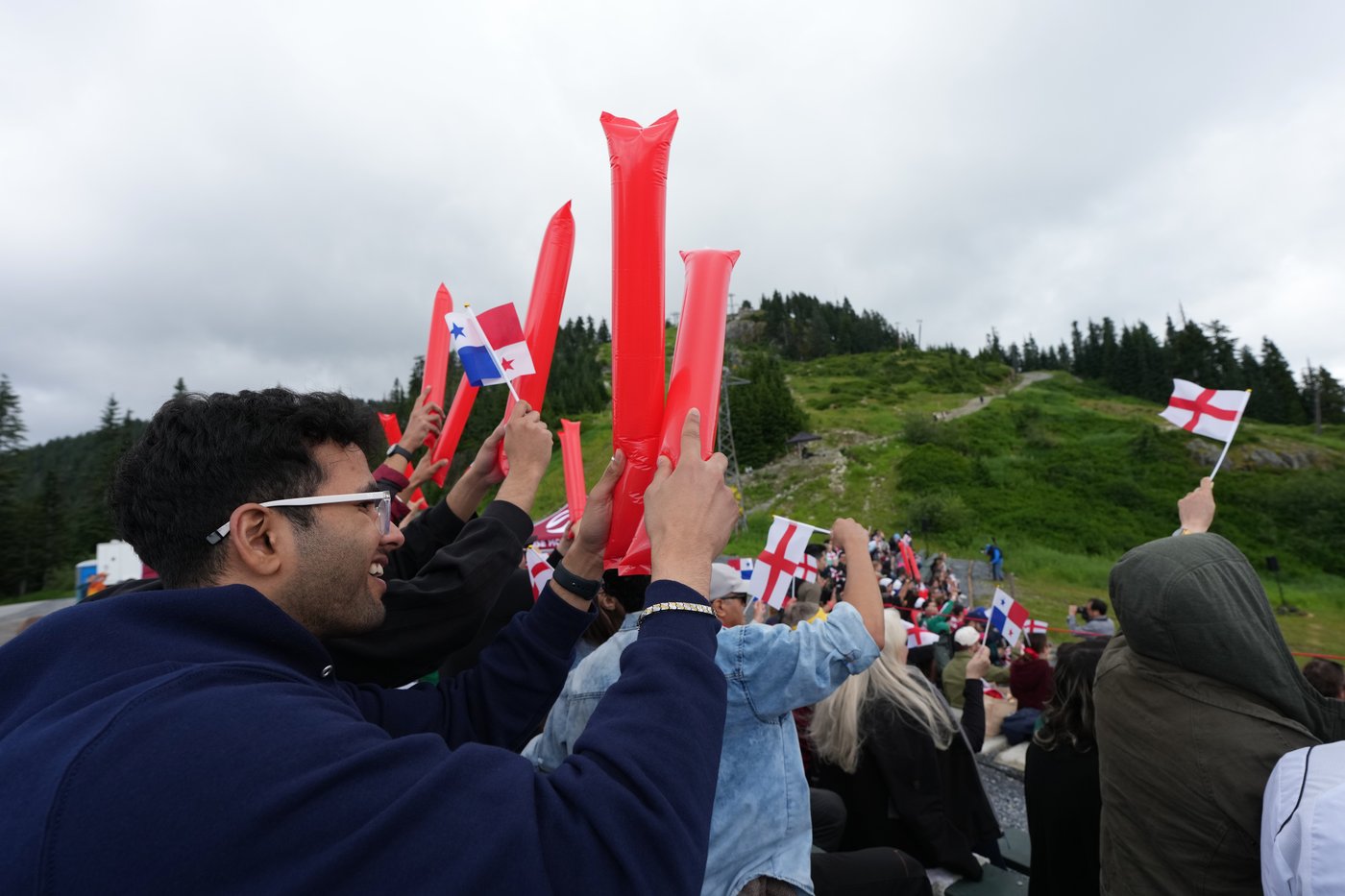 Soccer meets nature at Vancouver mountaintop watch party | iNFOnews.ca