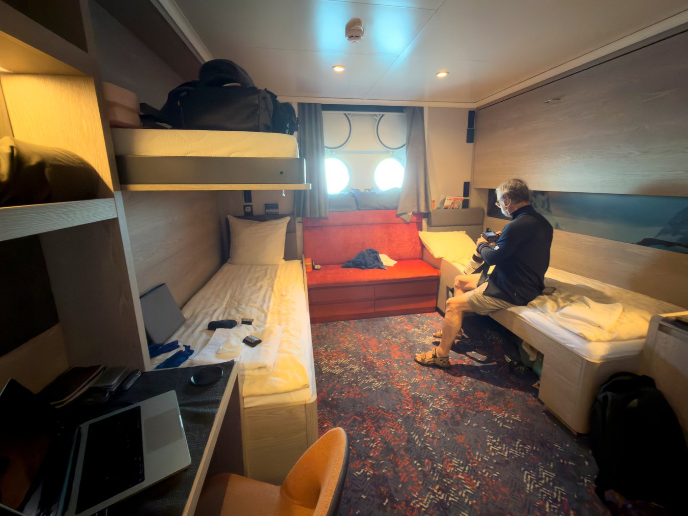 On the cruise ship hit by hantavirus, some fear what awaits them at home | iNFOnews.ca