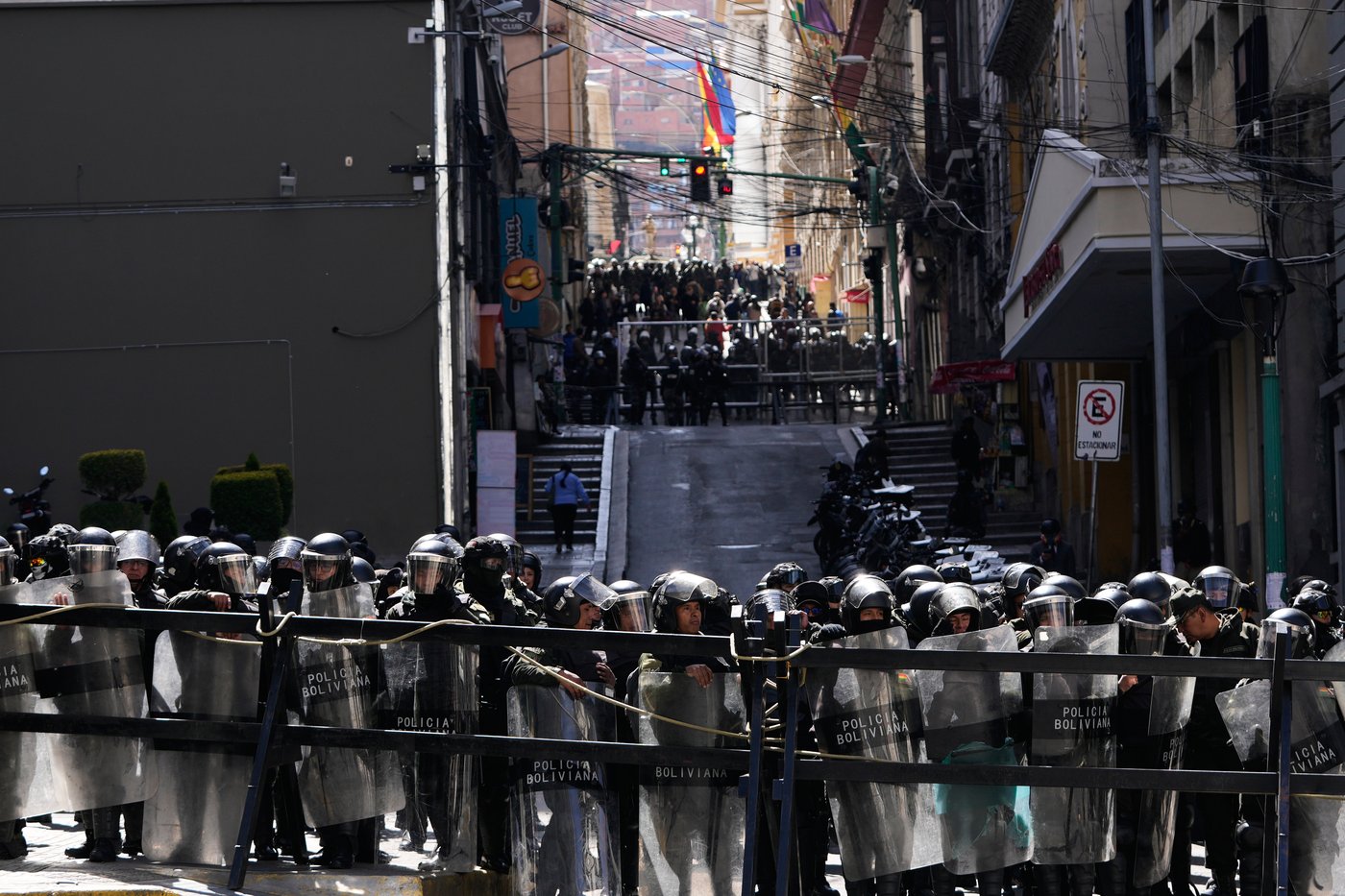 Bolivia protesters allied with ex-leader Morales clash with police as unrest widens | iNFOnews.ca