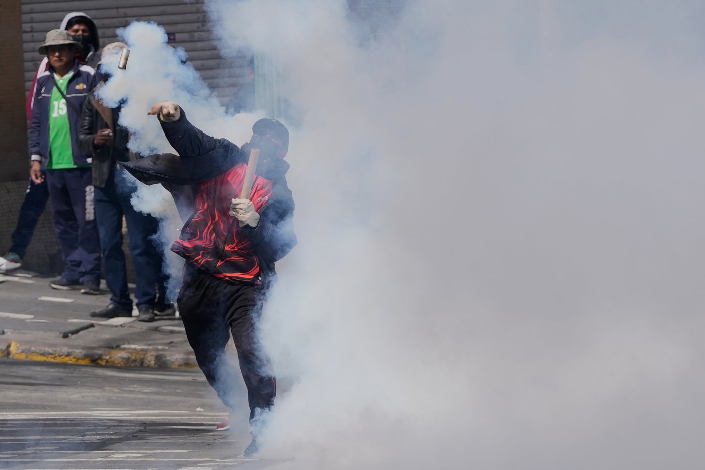 Bolivia protesters allied with ex-leader Morales clash with police as unrest widens | iNFOnews.ca