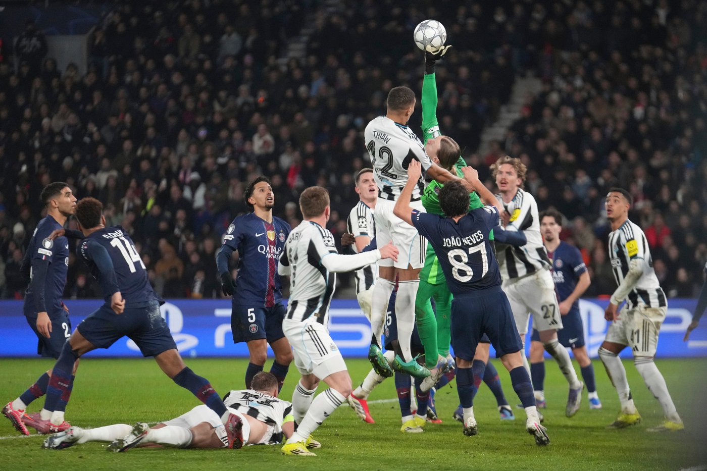 PSG feeling pressure as Champions League playoff against Monaco looms | iNFOnews.ca