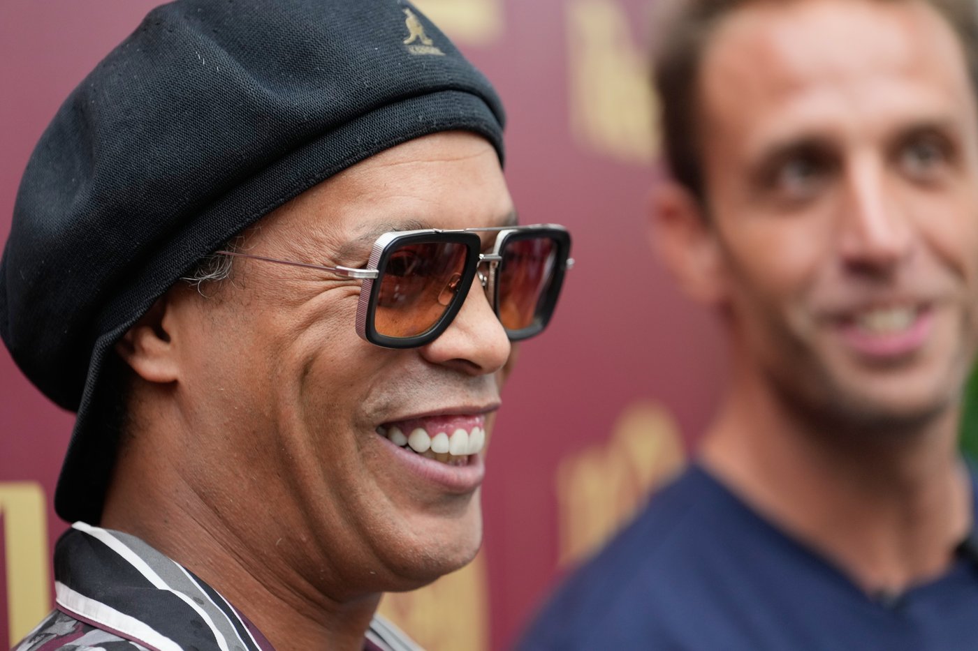 Brazil great Ronaldinho arrives in Italy for beach ceremony after signing with third-tier Ravenna | iNFOnews.ca
