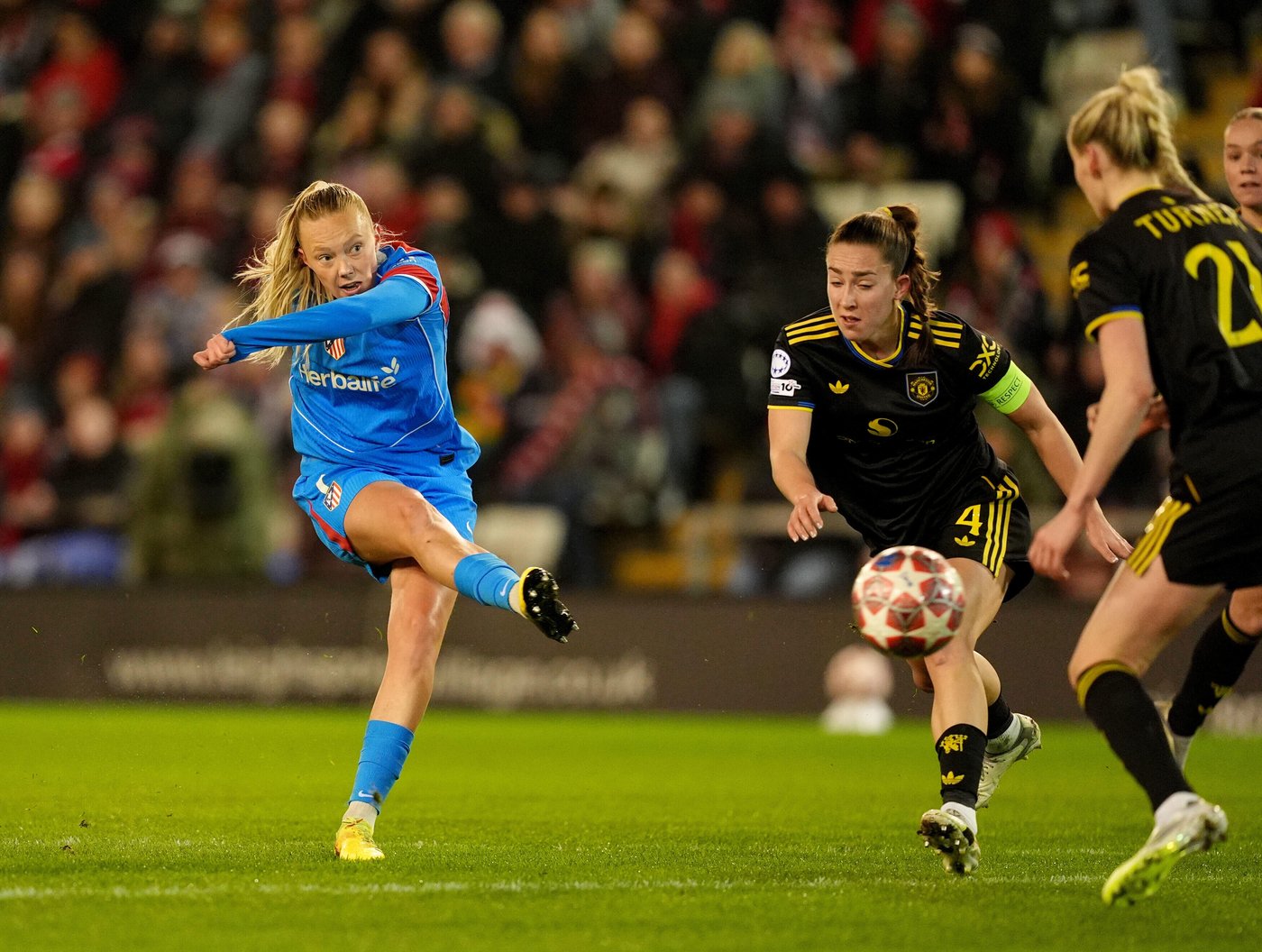 Man United eases past Atletico to reach Women’s Champions League quarterfinals for first time | iNFOnews.ca