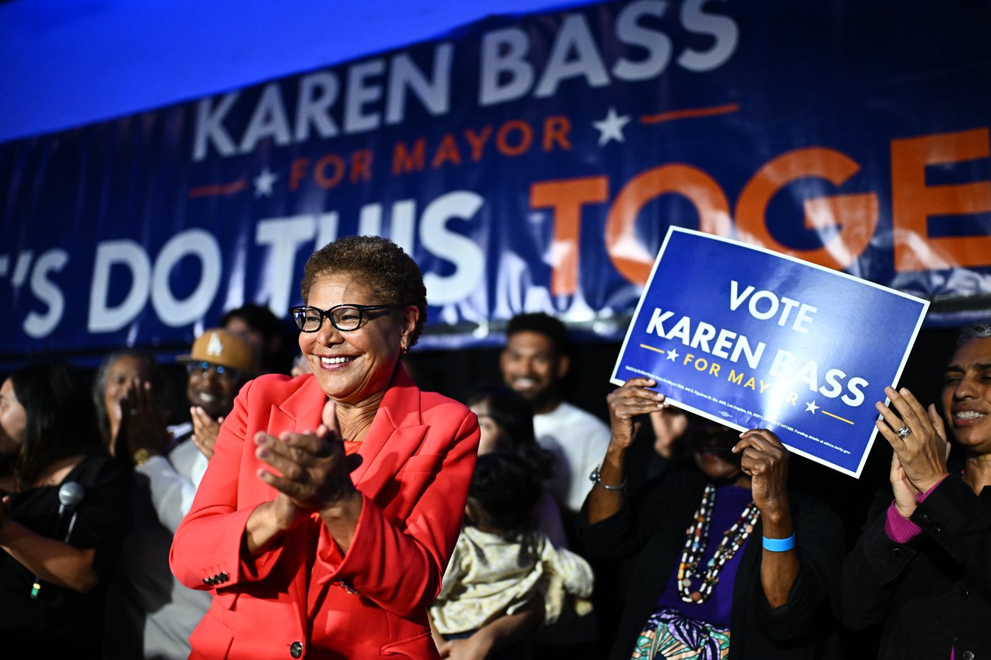 Los Angeles Mayor Karen Bass advances to November runoff as she seeks second term | iNFOnews.ca