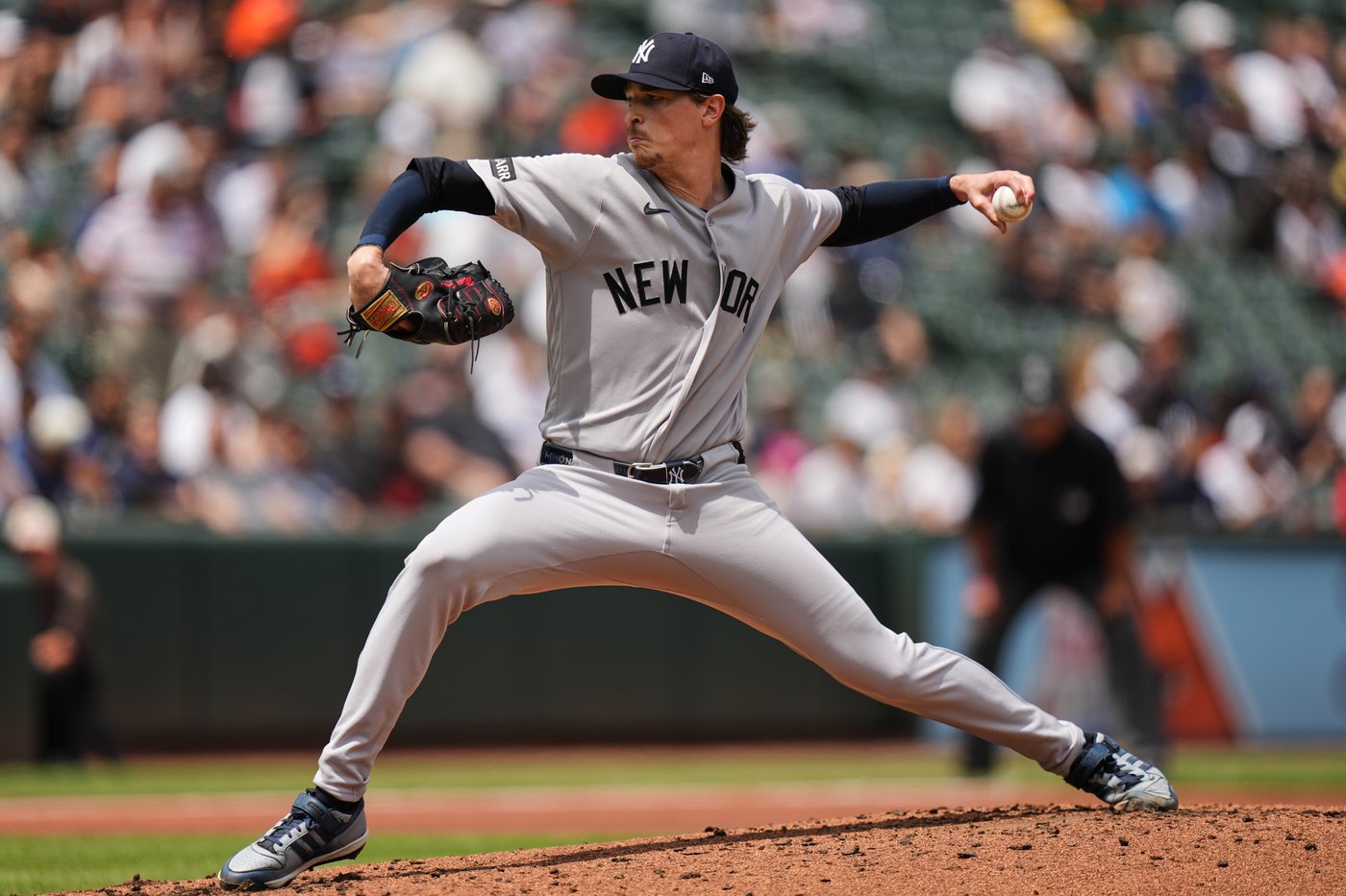 Yankees lefty Max Fried pulled from his start at Baltimore after only 3 innings with a sore elbow | iNFOnews.ca