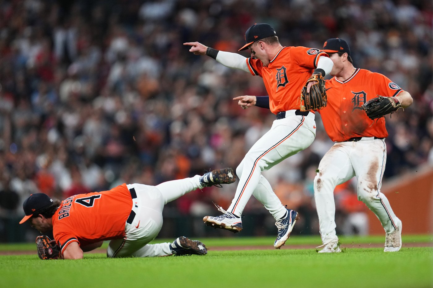 Outman's triple keys five-run inning as Tigers win sixth straight, beating Phillies 10-2 | iNFOnews.ca Outman's triple keys five-run inning as Tigers win sixth straight, beating Phillies 10-2 | iNFOnews.ca