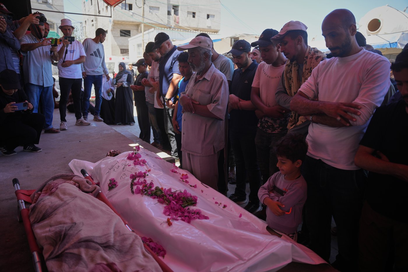 Israeli strikes kill at least 8 in Gaza, including 2 children, health officials say | iNFOnews.ca